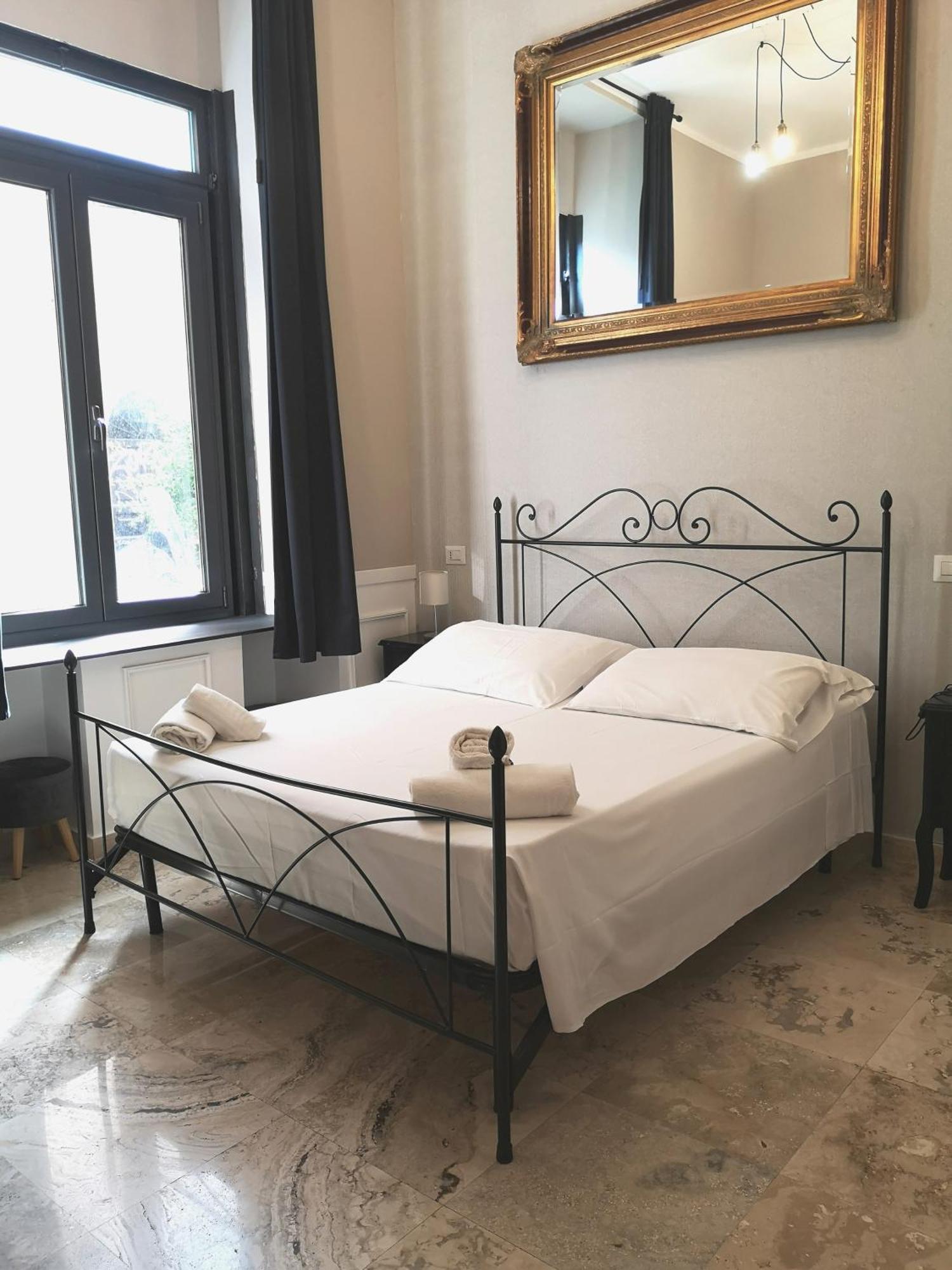 Trastevere Glasshouse 3* Rom